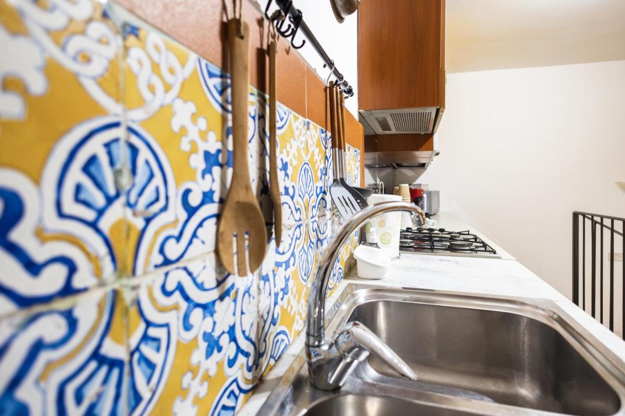 Ai Bottonai Casa 23 Apartment Palermo Bagian luar foto
